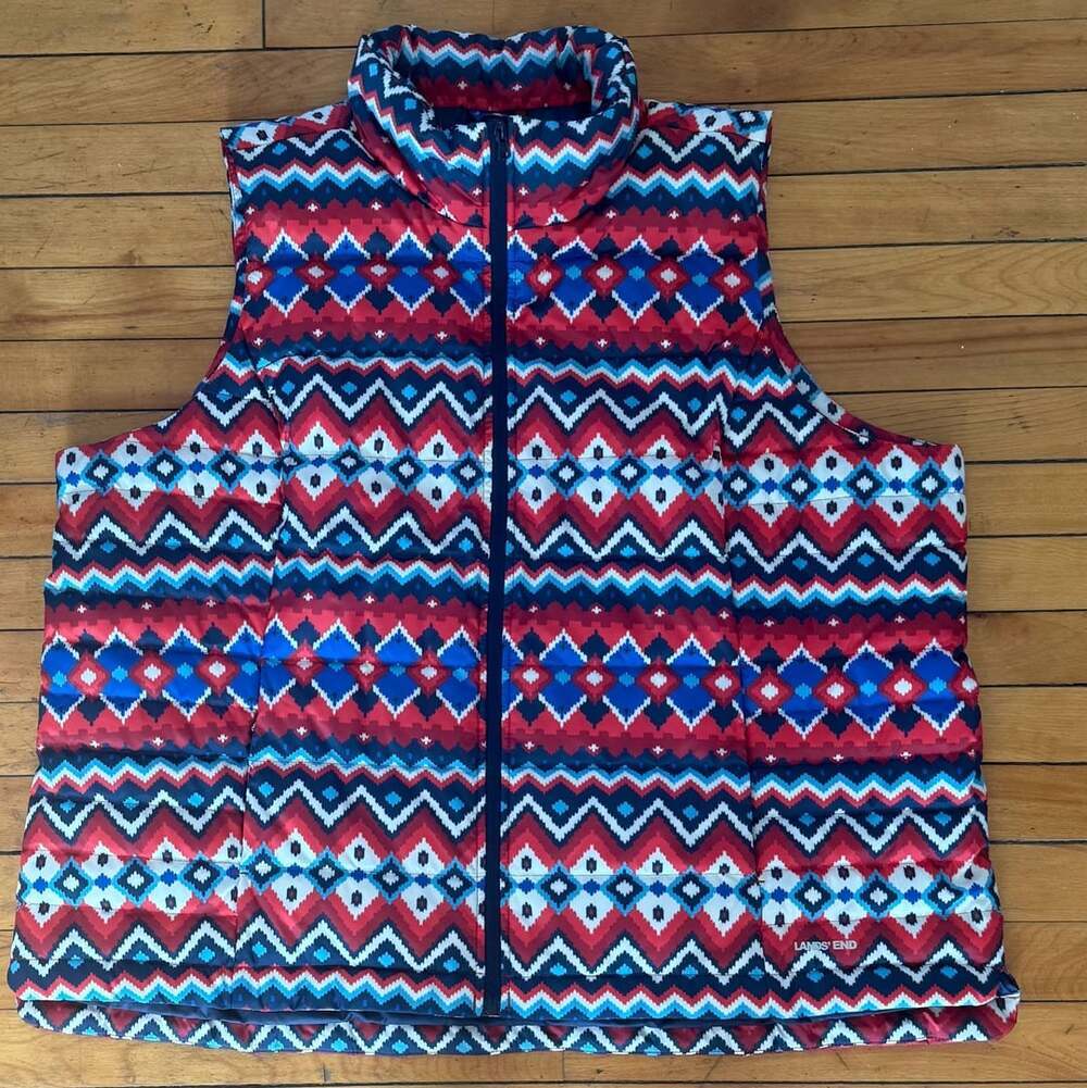 Lands' End Women's Down Puffer Vest Red Blue Aztec Fair Isle Pattern Size 2X